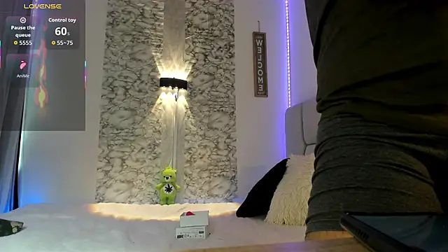 CRAZYBOYLOVE online show from October 11, 2:32 pm