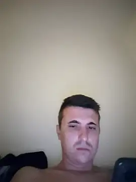 Snapshot of MrNoBoDy000 chatting on September 13, 6:03 am MrNoBoDy000 online show from September 13, 6:03 am