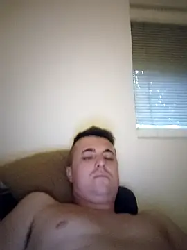 Snapshot of MrNoBoDy000 chatting on September 29, 5:39 am MrNoBoDy000 online show from September 29, 5:39 am