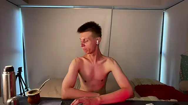 vladdymeow online show from January 16, 9:08 pm