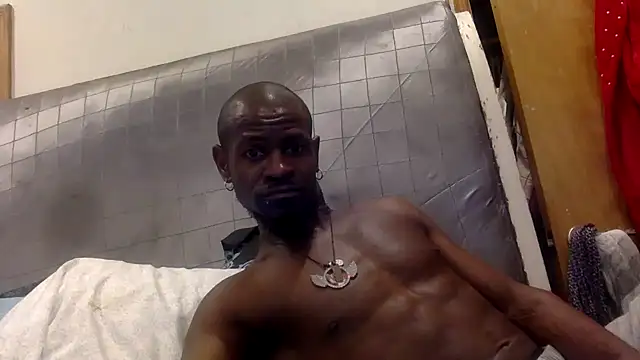 MrRuddeebony online show from January 8, 4:45 pm