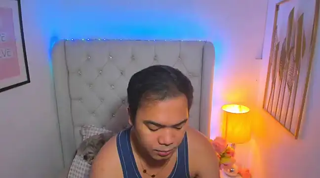 AsianZero online show from March 20, 5:36 pm