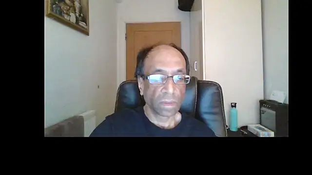 rauncher1 online show from April 13, 10:38 am