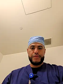 gardy8585 online show from March 11, 10:33 am