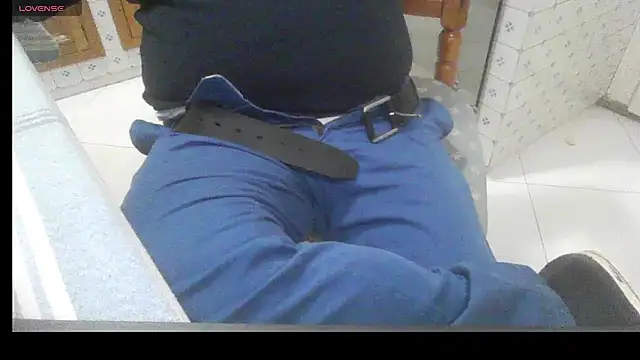 polloiw online show from February 15, 9:01 pm