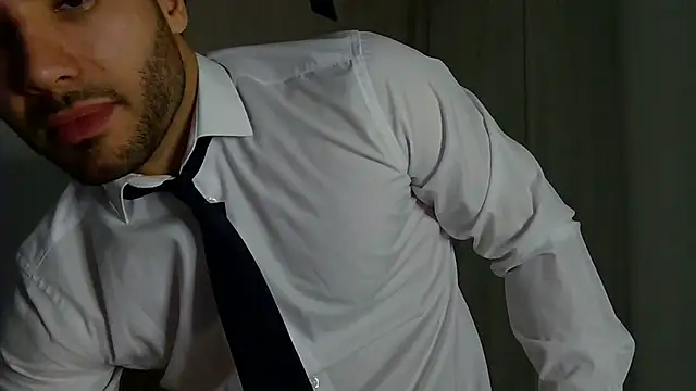 Snapshot of Justynn1 chatting on October 30, 10:11 pm Justynn1 online show from October 30, 10:11 pm