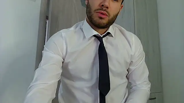 Snapshot of Justynn1 chatting on March 18, 6:28 am Justynn1 online show from March 18, 6:28 am