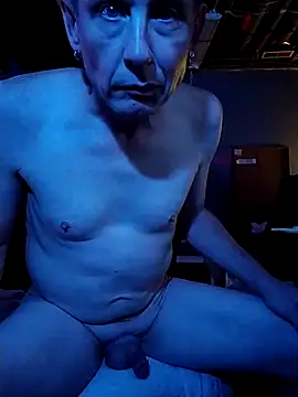 jjdirty6996 online show from November 7, 9:45 am