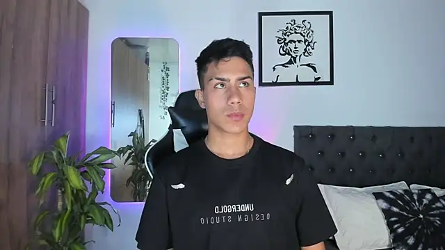 AlanNaughty online show from December 21, 11:13 pm