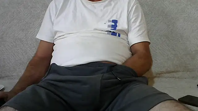 Snapshot of 35tibet35 chatting on September 26, 3:43 pm 35tibet35 online show from September 26, 3:43 pm