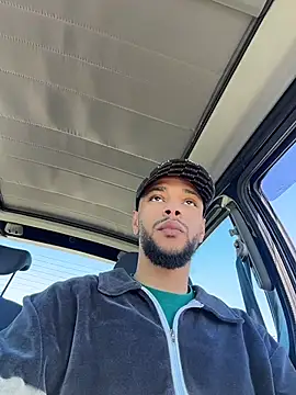 Lionayowe online show from April 7, 12:27 pm