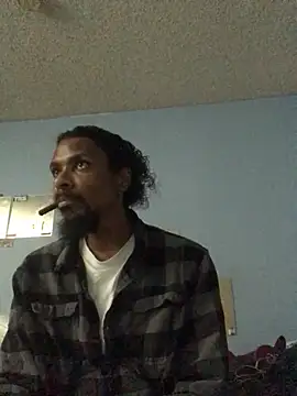 Snapshot of iAmNukka187 chatting on February 18, 7:32 am iAmNukka187 online show from February 18, 7:32 am