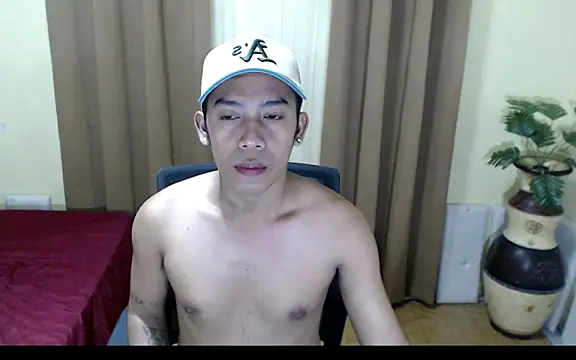 kinkymoreno online show from March 22, 3:50 pm