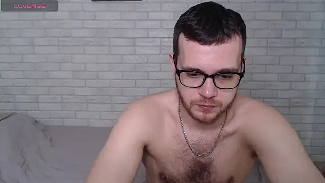 Alexxx horny online show from June 3, 7:21 am