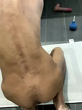 jackbigo online show from December 17, 11:00 pm