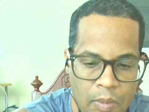 thesugar32 online show from April 1, 2:14 pm