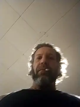 trucker1979 online show from February 8, 9:41 pm