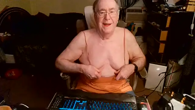 Toastir online show from June 29, 2:07 am
