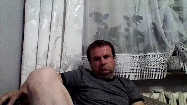 grzes19763 online show from May 31, 7:48 pm