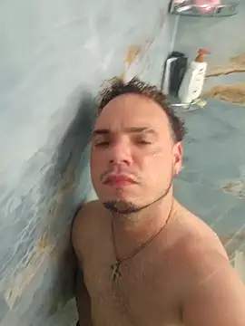 latinoflpr online show from September 22, 1:38 am