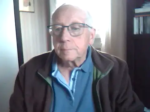 Snapshot of johnjohn622662 chatting on October 6, 3:49 pm johnjohn622662 online show from October 6, 3:49 pm