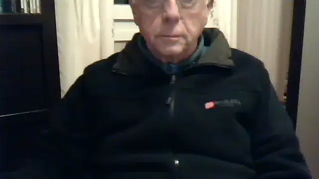 johnjohn622662 online show from January 14, 5:17 pm