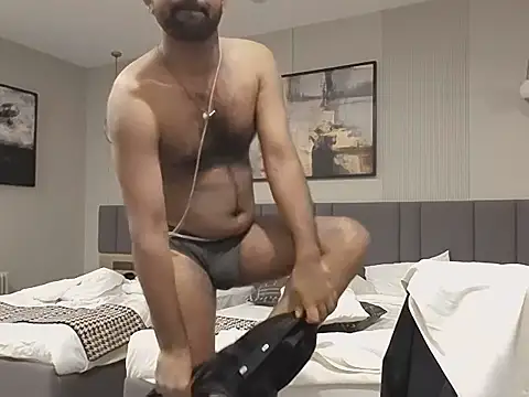 hotindianstud online show from September 13, 1:23 pm