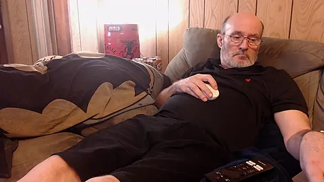 snickers1 online show from March 8, 1:37 pm