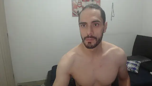 Snapshot of samuelgarcia_ chatting on September 13, 9:54 am samuelgarcia  online show from September 13, 9:54 am