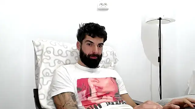 Verycutex online show from December 17, 7:59 am