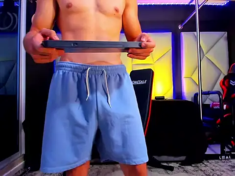 Aydenmiller96 online show from December 4, 2:18 am