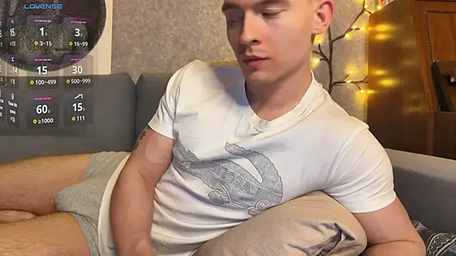 Snapshot of Marvelboy_ chatting on February 12, 10:37 pm Marvelboy  online show from February 12, 10:37 pm