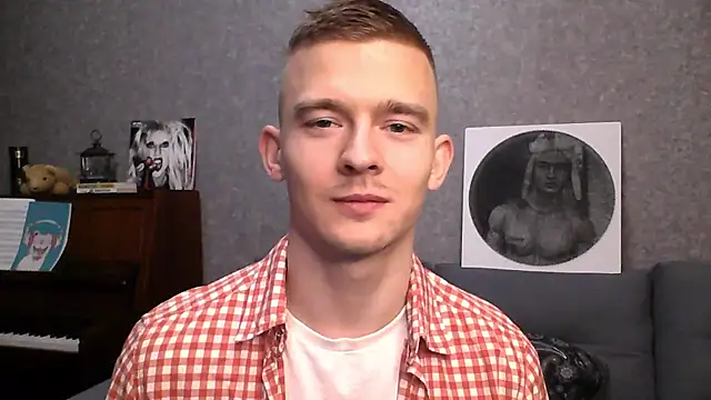 Snapshot of Marvelboy_ chatting on January 17, 9:32 pm Marvelboy  online show from January 17, 9:32 pm