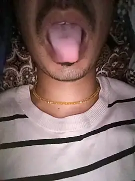 dreamtoungelick69 online show from January 24, 10:19 pm