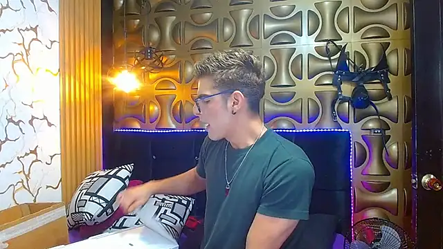 angel sexyevil online show from November 19, 12:27 pm