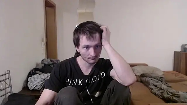 Snapshot of sexymann92 chatting on October 26, 8:33 pm sexymann92 online show from October 26, 8:33 pm