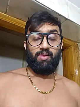 Snapshot of love4shownude chatting on January 13, 4:19 pm love4shownude online show from January 13, 4:19 pm