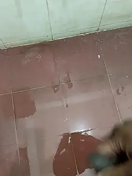 dinesh682 online show from October 9, 1:10 am