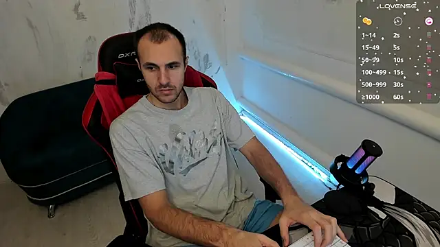 Raamoss online show from December 11, 5:01 am