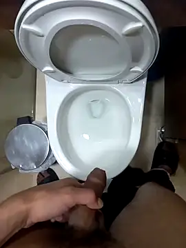 Snapshot of pinedasex777 chatting on October 6, 1:54 am pinedasex777 online show from October 6, 1:54 am