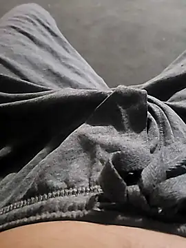 Horny4oldermen93 online show from January 16, 3:59 pm