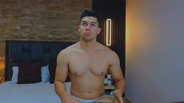 FelipeAndMarcello3 online show from March 3, 11:23 pm