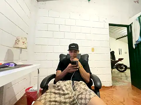 Max TheHorseDick online show from November 23, 2:00 am