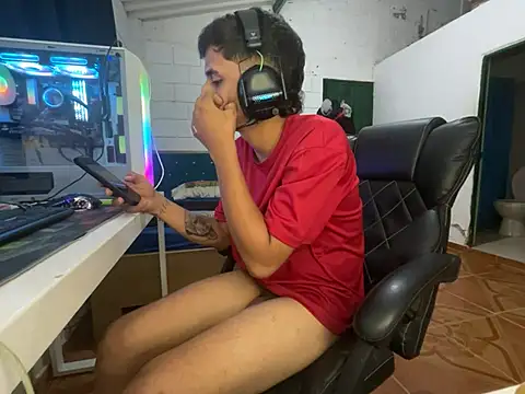 Max TheHorseDick online show from April 5, 2:30 am