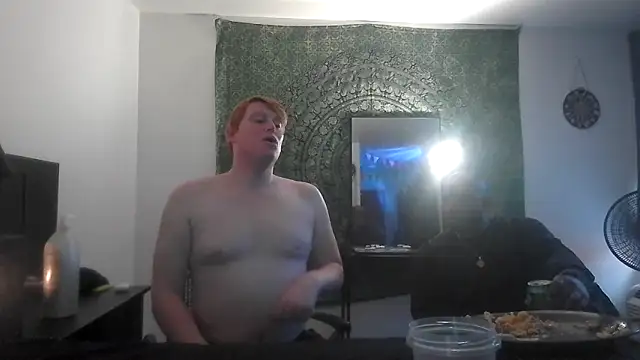 Snapshot of SilasRed chatting on January 14, 1:36 am SilasRed online show from January 14, 1:36 am