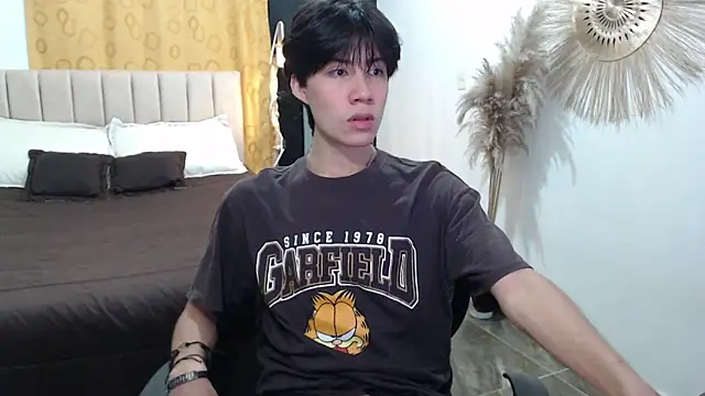 Elio-cam online show from November 21, 4:33 am