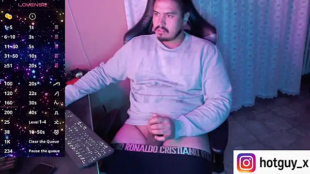 fernan redsxxx online show from November 11, 9:42 pm