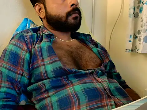 SHENOY3 online show from March 11, 7:32 pm