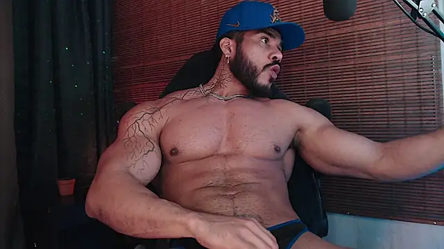 Snapshot of Artemis_Kazttman chatting on February 28, 11:34 pm Artemis Kazttman online show from February 28, 11:34 pm