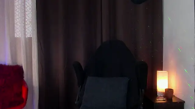 Snapshot of Artemis_Kazttman chatting on February 1, 12:37 pm Artemis Kazttman online show from February 1, 12:37 pm